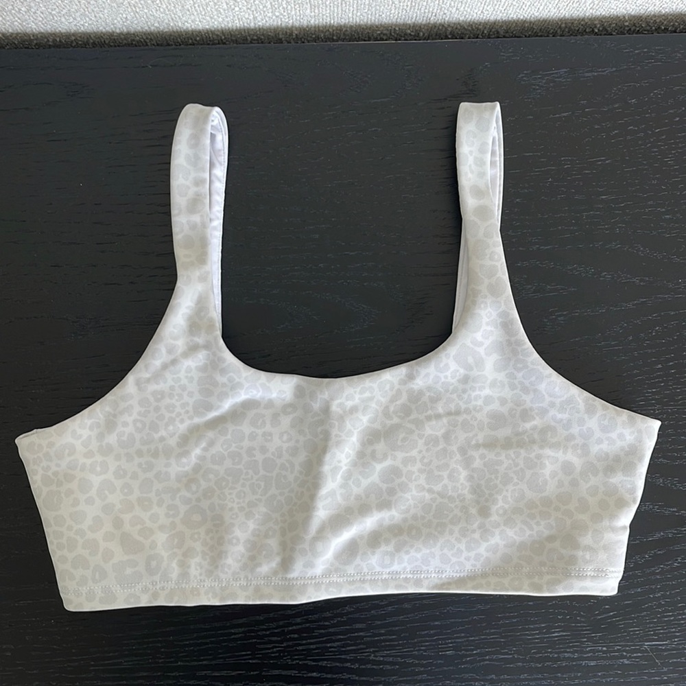 Alo Yoga Vapor Bra